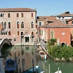 A Casa Di Peplis شقة البندقية