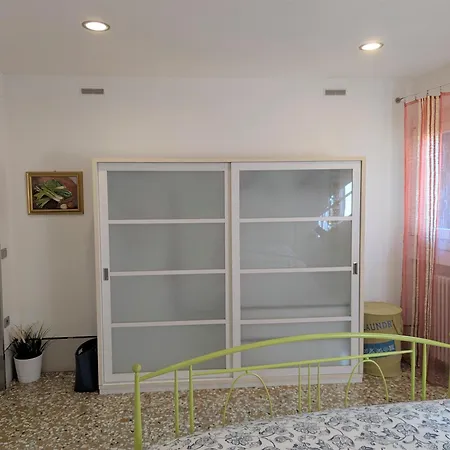 A Casa Di Peplis アパート